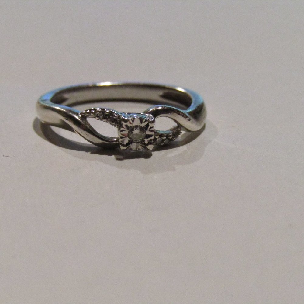 cubic zirconia 925